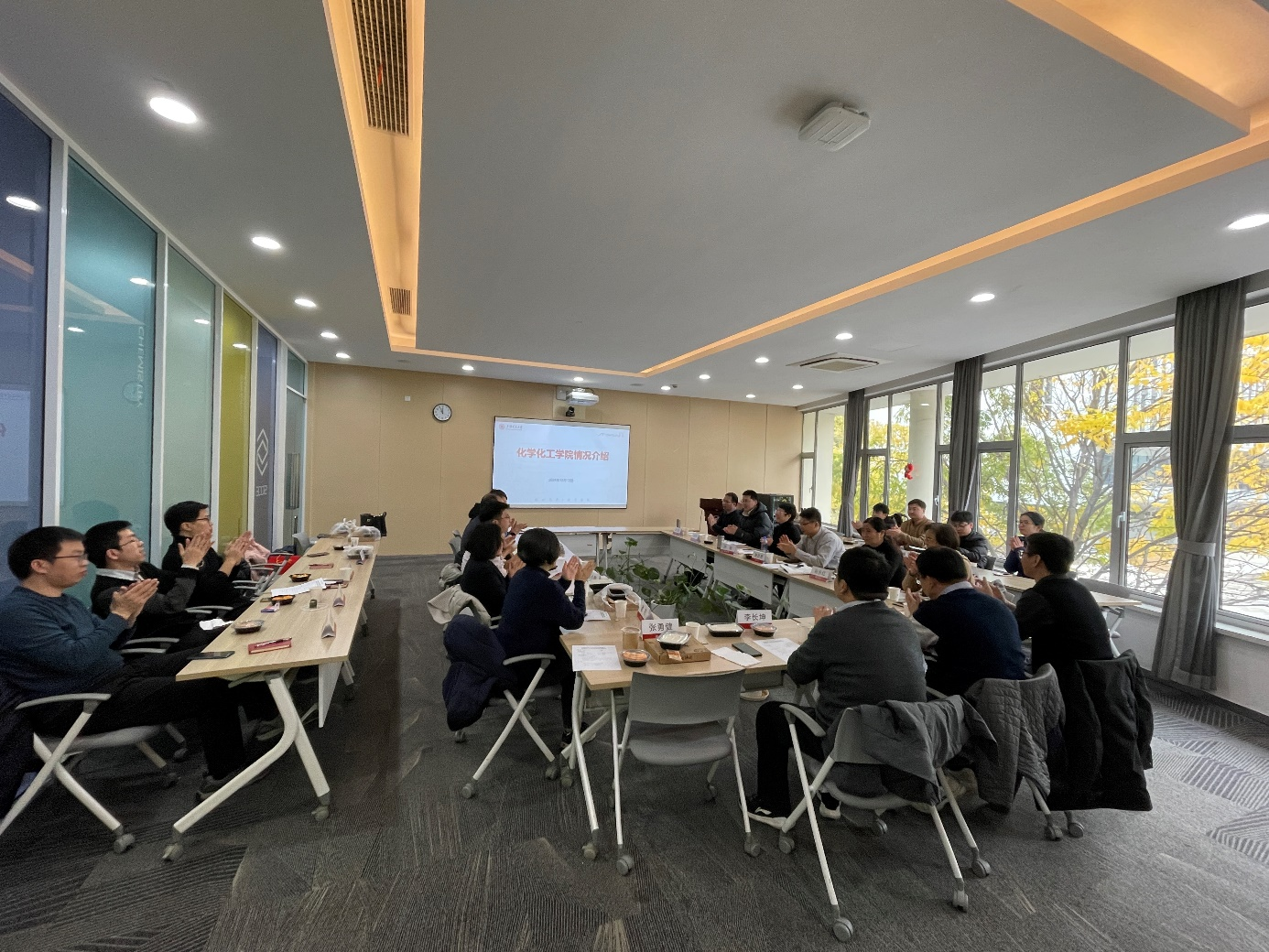 1735788293187873.png 图片 4.png